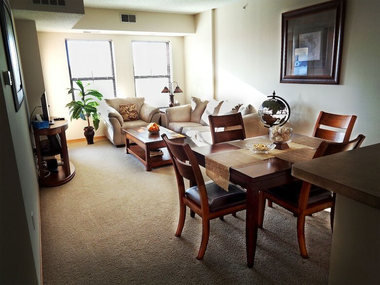 43rd St Apartments By Minnehaha Lofts