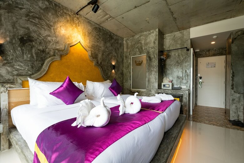 Hotel Maneetel Krabi Beachfront