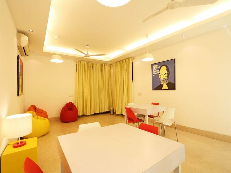 Hotel Oyo Flagship 5265 Hauz Khas Metro