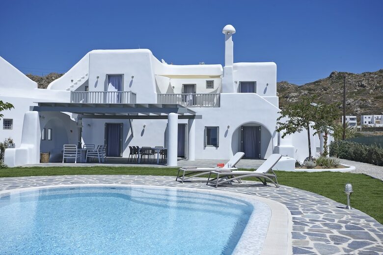 Aqua Breeze Villas Naxos