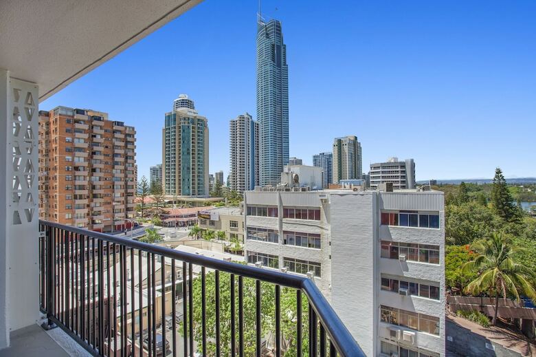 Hotel The Island Gold Coast