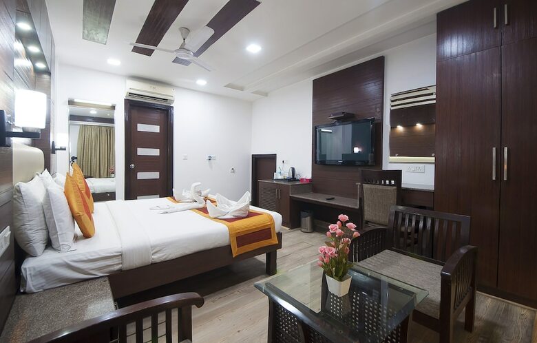 Hotel Amaltas International