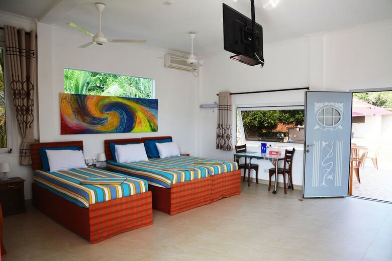 Hotel Hilltop Boosa