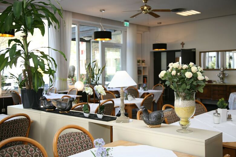 Hotel Pflug Ottenh�fen