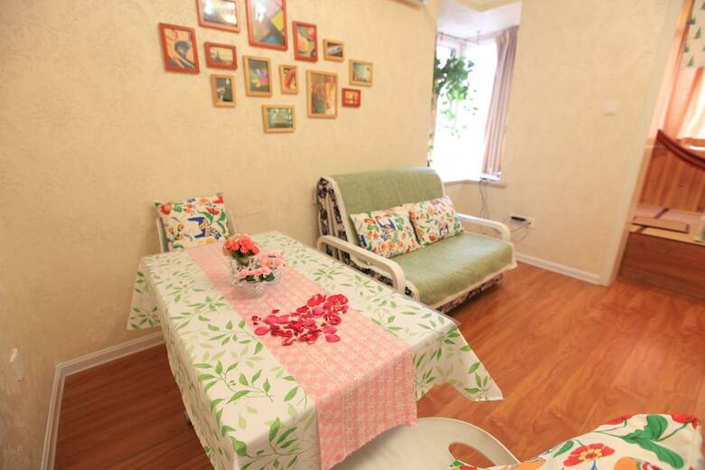 Xiaopang's Home Apartment