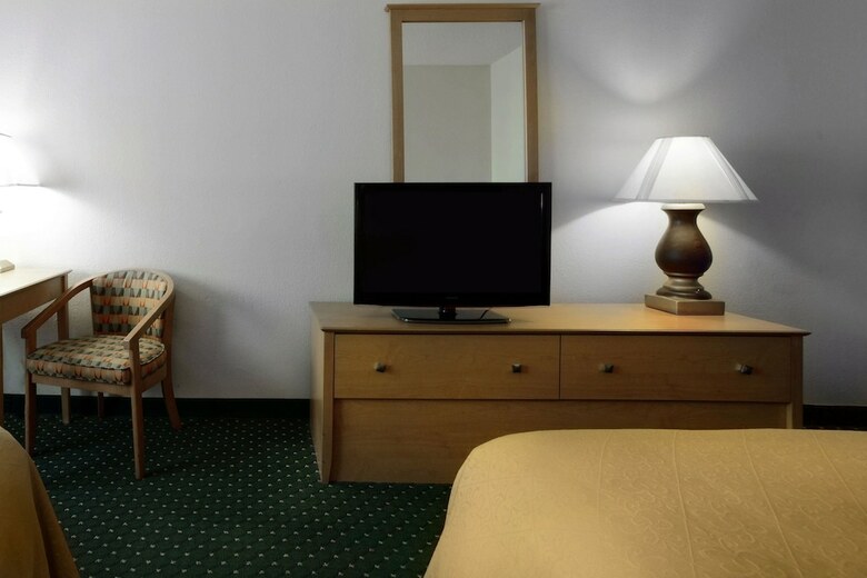 Hotel Quality Inn & Suites