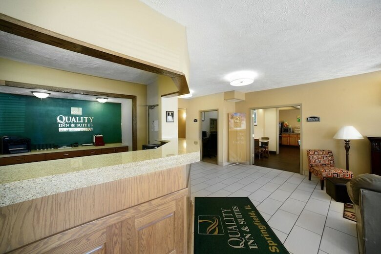 Hotel Quality Inn & Suites