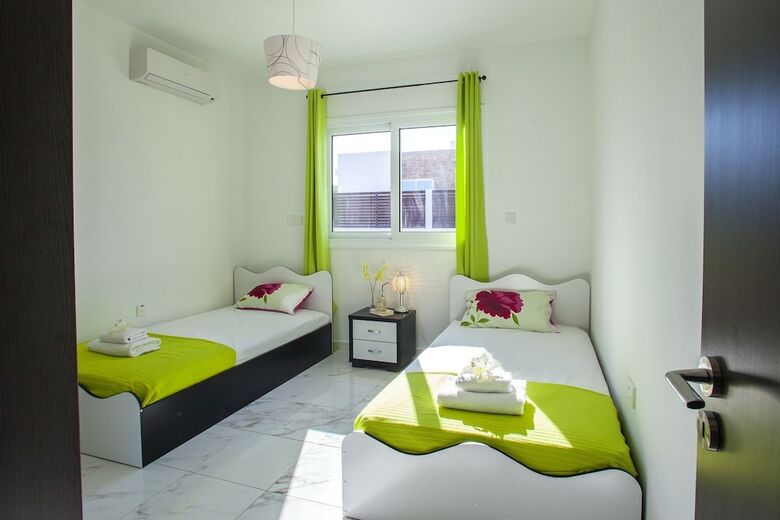 Protaras Golden Dream Villa