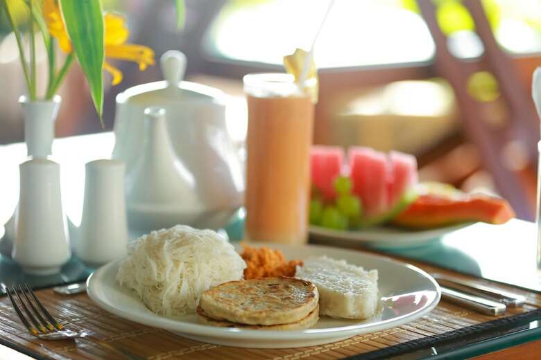 Hotel Oyo 472 Mount Marina Villas