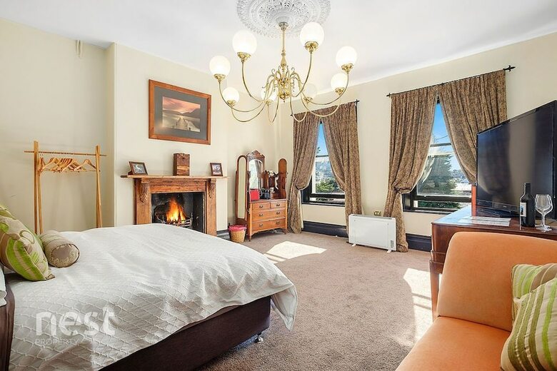 Hotel Claremont House