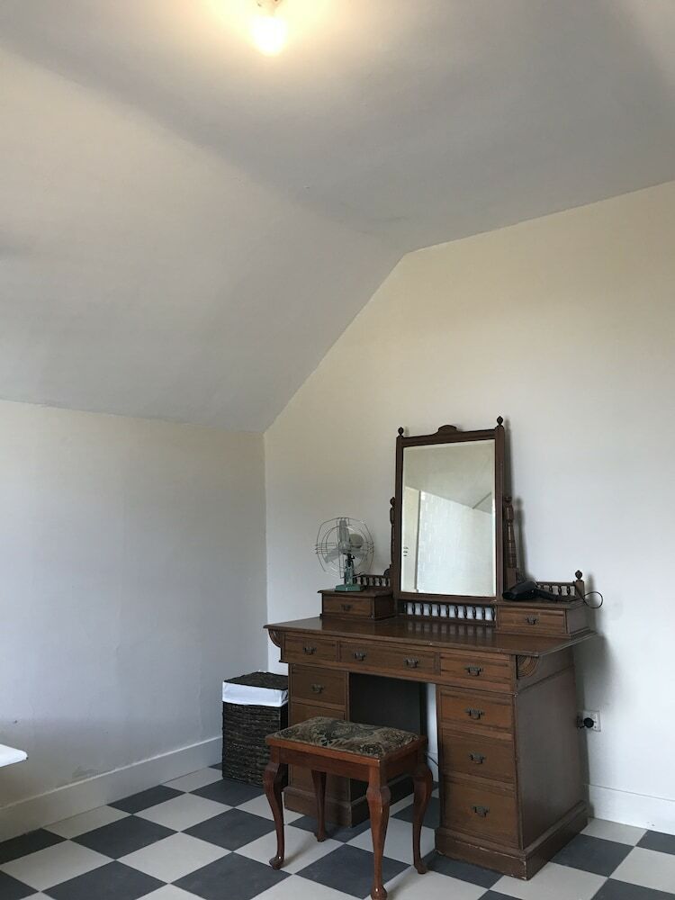 Hotel Claremont House