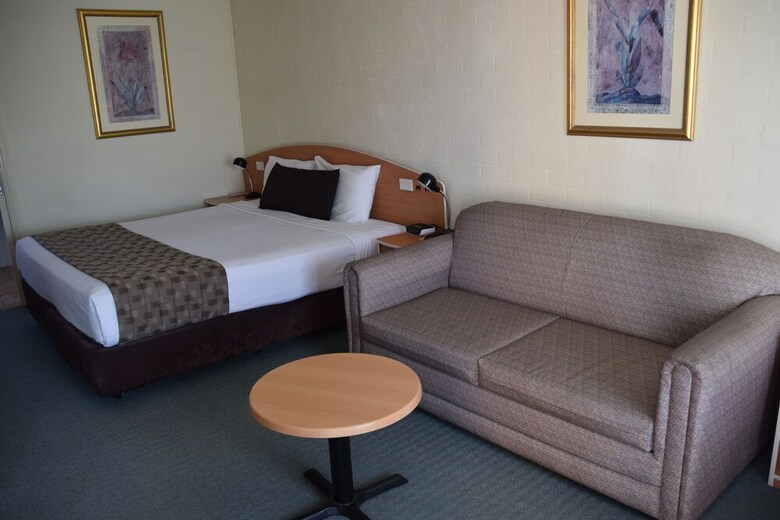 Best Western Coachman's Inn Motel