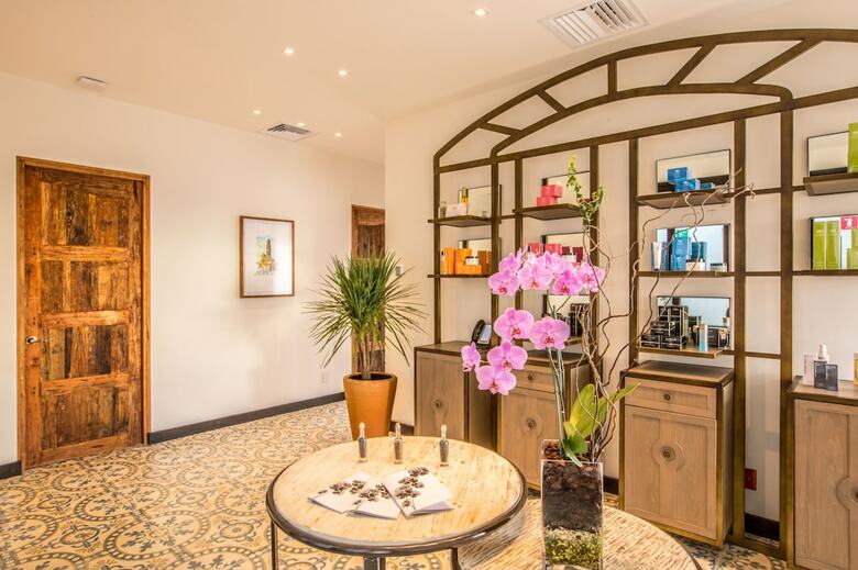 Azul Talavera Hotel