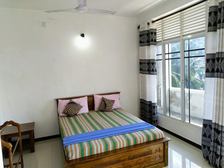 Hotel Kandyan Holiday Center