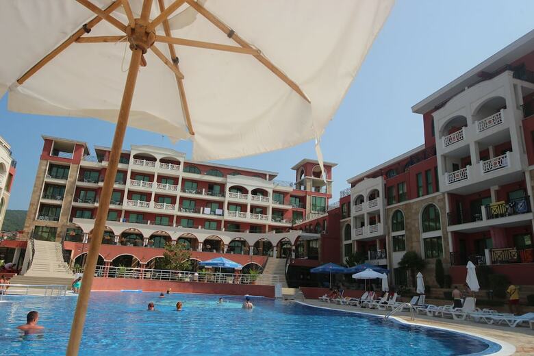 Menada Saint George Apartments