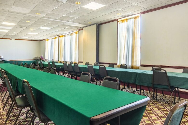 Hotel Red Roof Inn Ashtabula - Austinburg