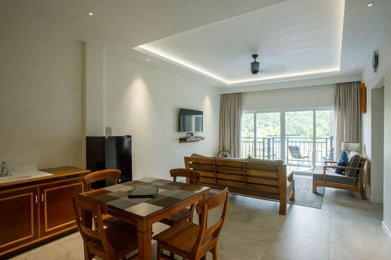 Hotel Cove Resort Palau