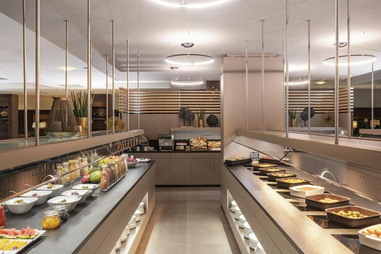 Hotel Moxy Vienna Airport