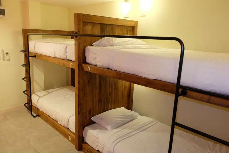 Hotel Siri Poshtel Bangkok