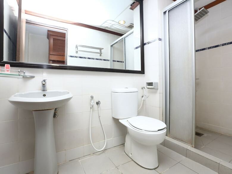 Hotel Oyo 44098 Sutera Inn Prima