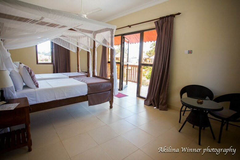 Hotel Khulala Ocean Blue