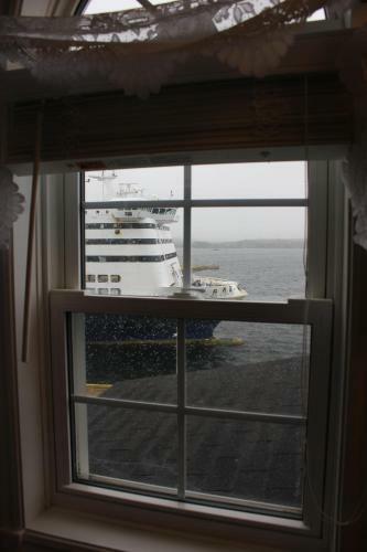 Bed & Breakfast Starboard Side Guest House