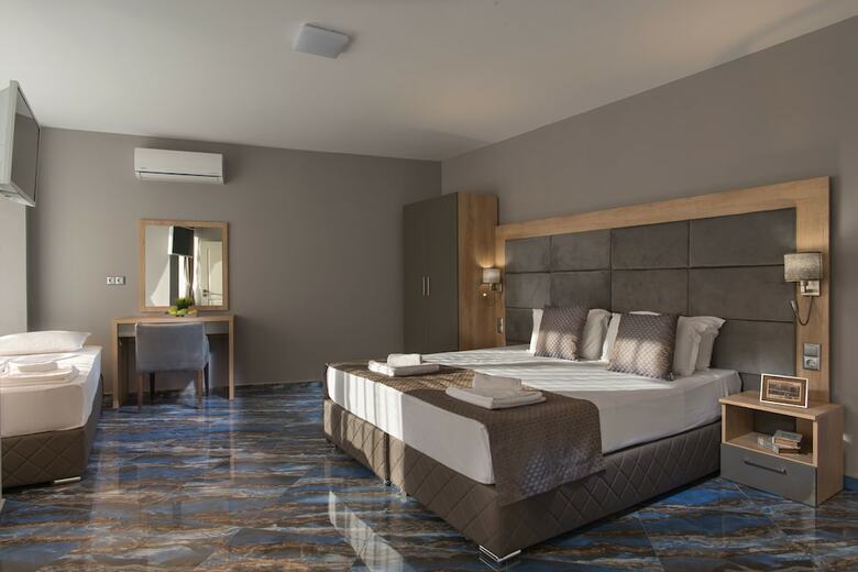Apartamentos Marina Beach Hotel