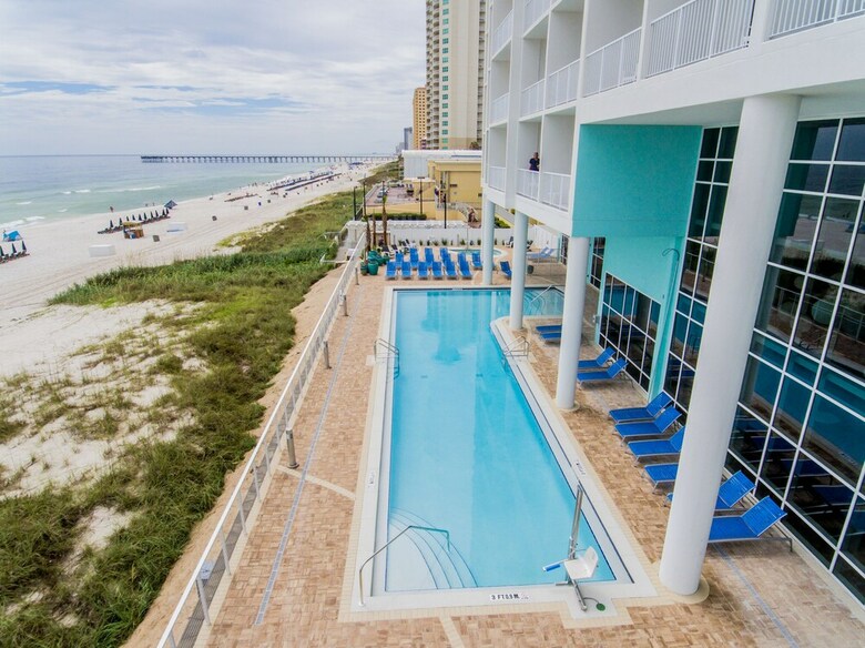 Hotel Hampton Inn & Suites Panama City Beach-beachfront