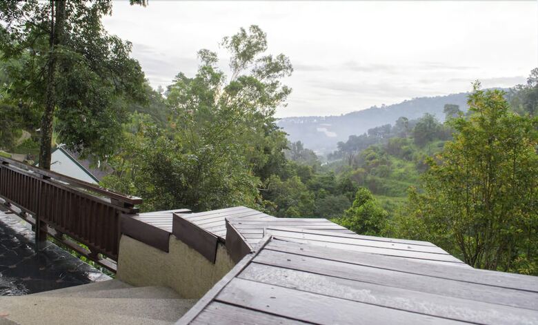 Hotel Kangsadarn Resort & Waterfall