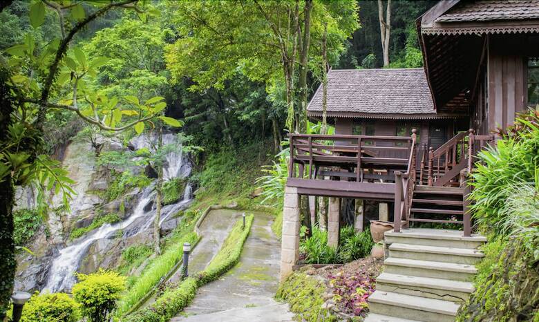 Hotel Kangsadarn Resort & Waterfall
