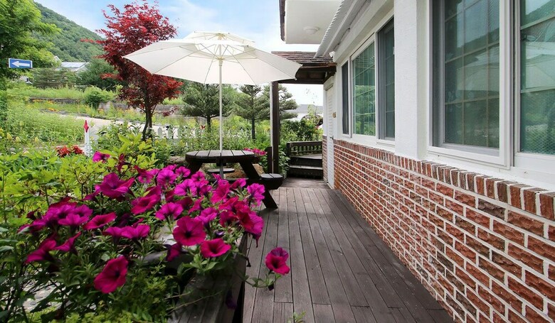 Daegwallyeong Wild Floaroma Pension