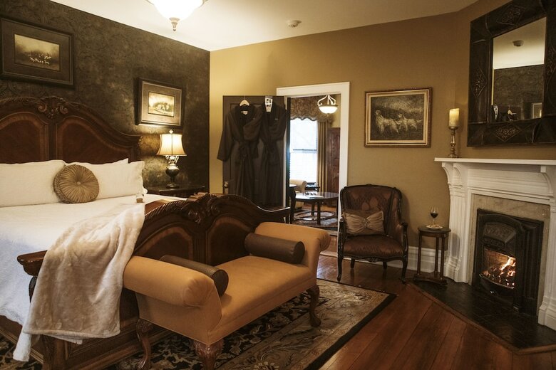 Biltmore Village Inn Bed And Breakfast