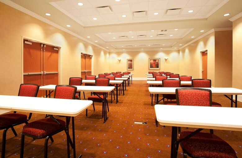 Hotel Holiday Inn Aurora North - Naperville