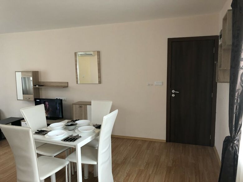 Apartamentos Palace Deluxe Hotel