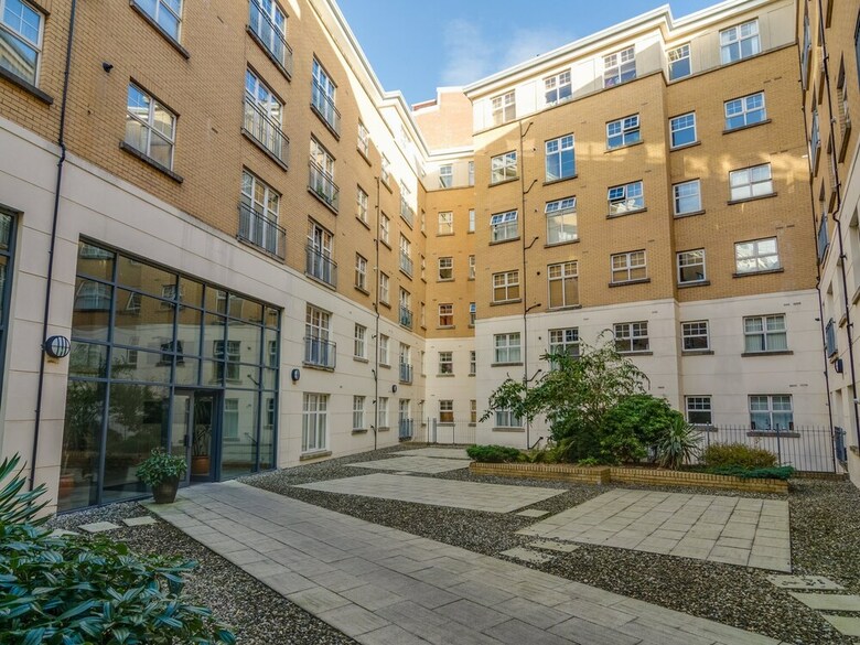 Central Belfast Apartments: Alfred Street