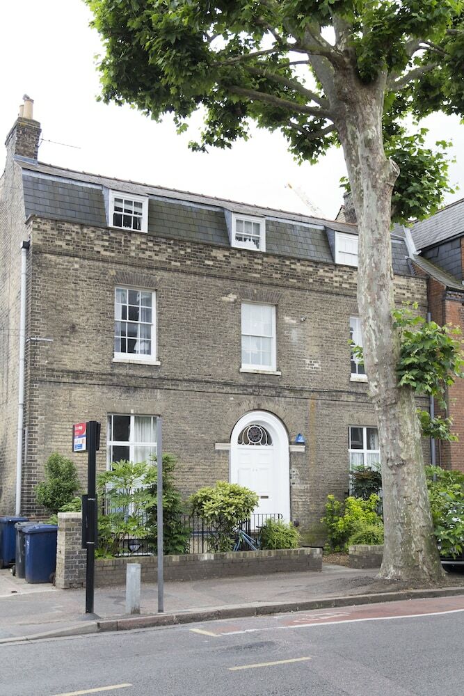 Apartamentos Cambridge City Studios (Peymans)