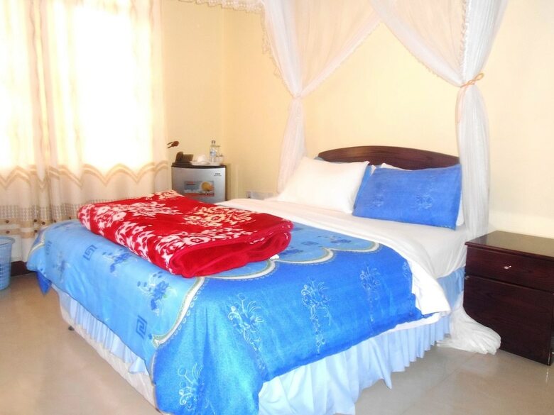 Lenny Hotel