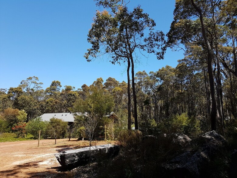 Cabana Jarrah Grove Forest Retreat - Adults Only