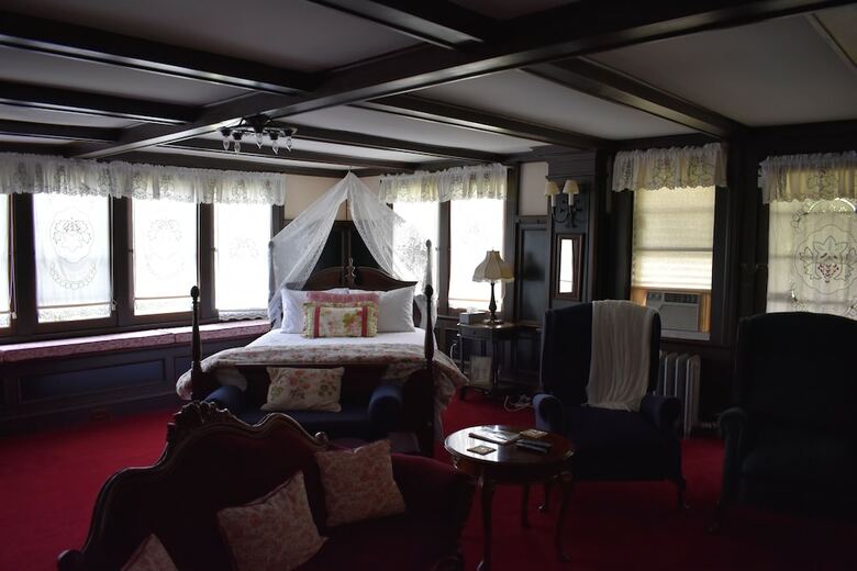 Bed & Breakfast Harbour House Inn