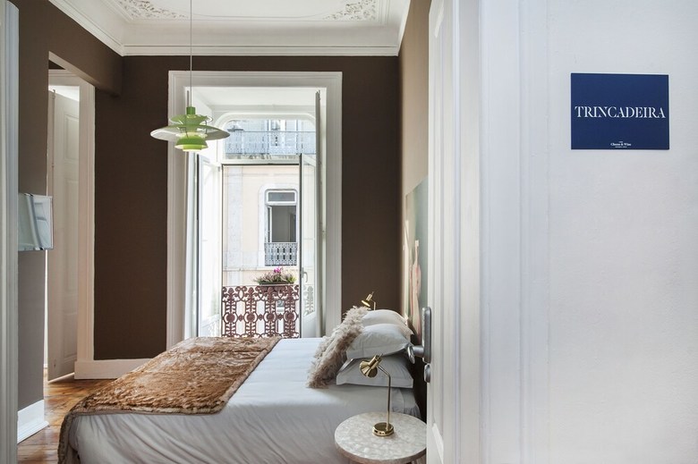 Hotel Cheese & Wine Suites