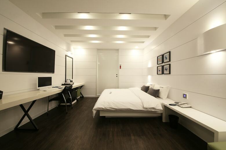 Premium Ava Hotel Sasang