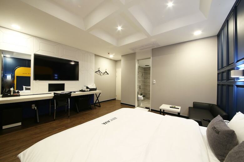 Premium Ava Hotel Sasang