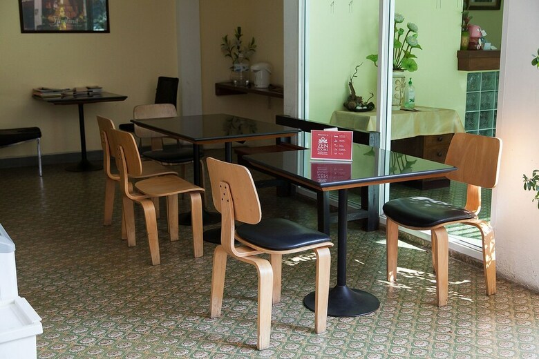 Hotel Zen Rooms Siripong Road