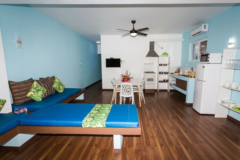 Aparthotel Blue West Villas