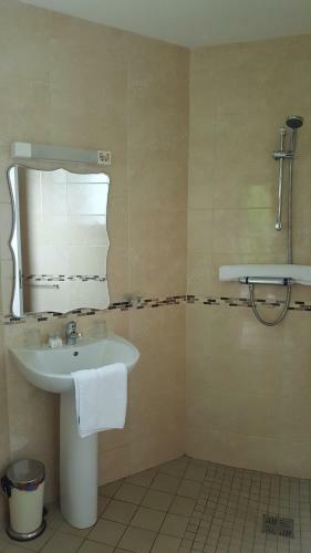 Moneylands Farm B&B & Self-catering