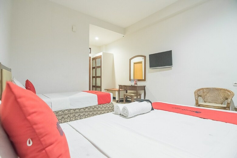 Hotel Reddoorz Near Trans Studio Mall 3