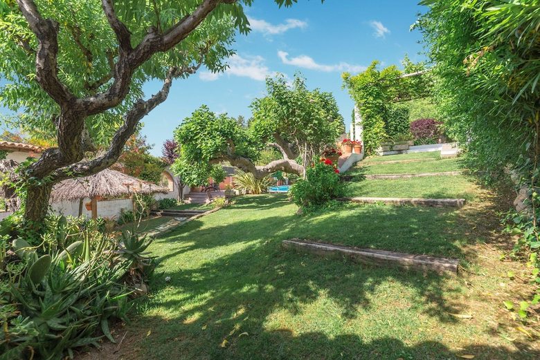 Hotel Comarquinal Bioresort Pened�s