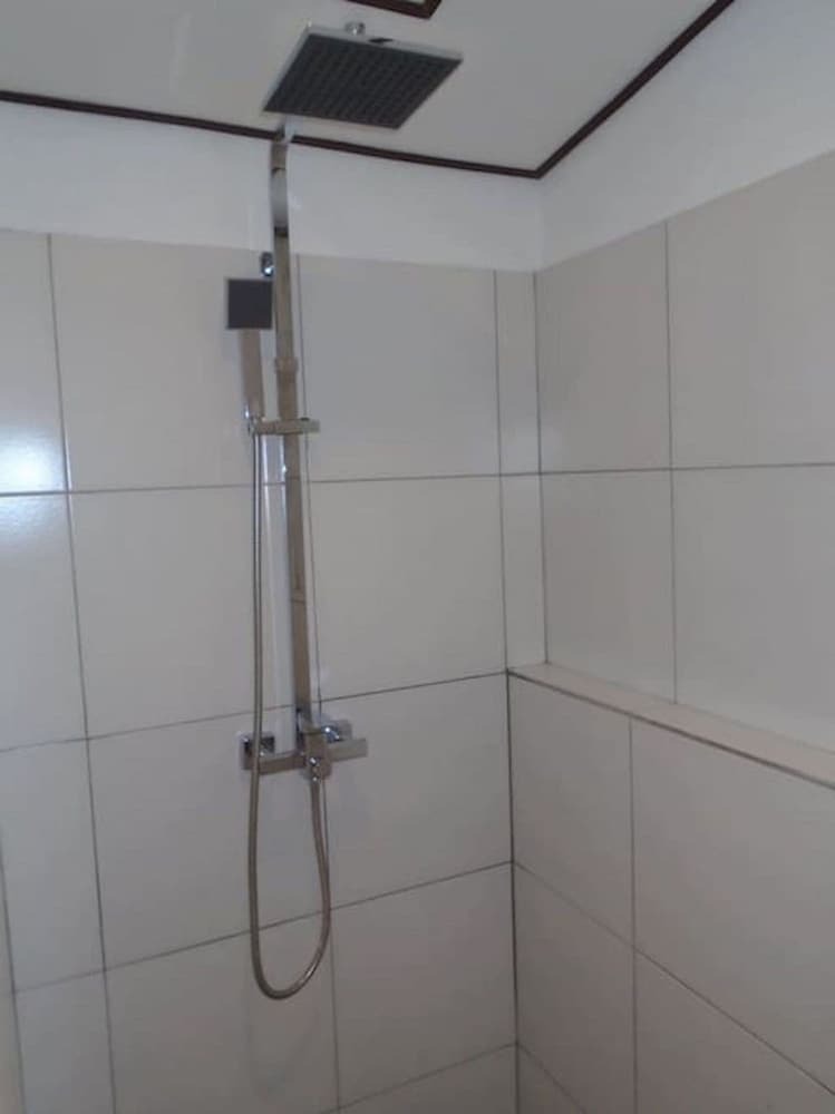 Hotel Parrot Resort Moalboal