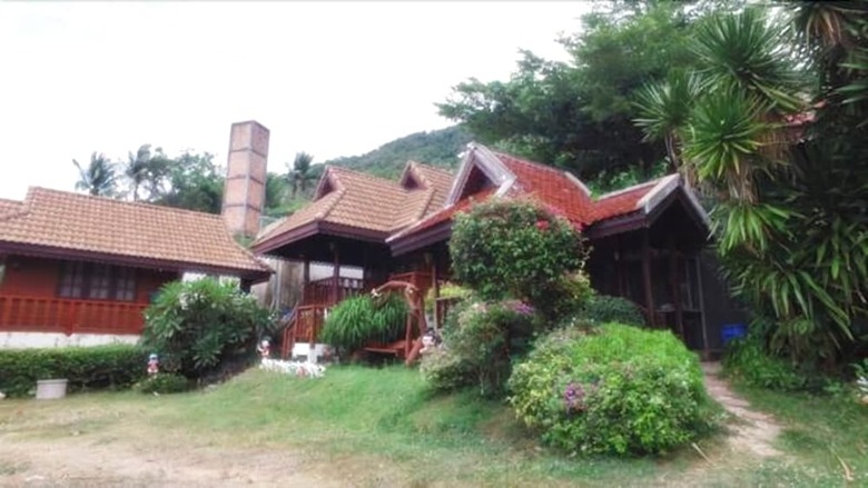 Hotel Tanyaporn House