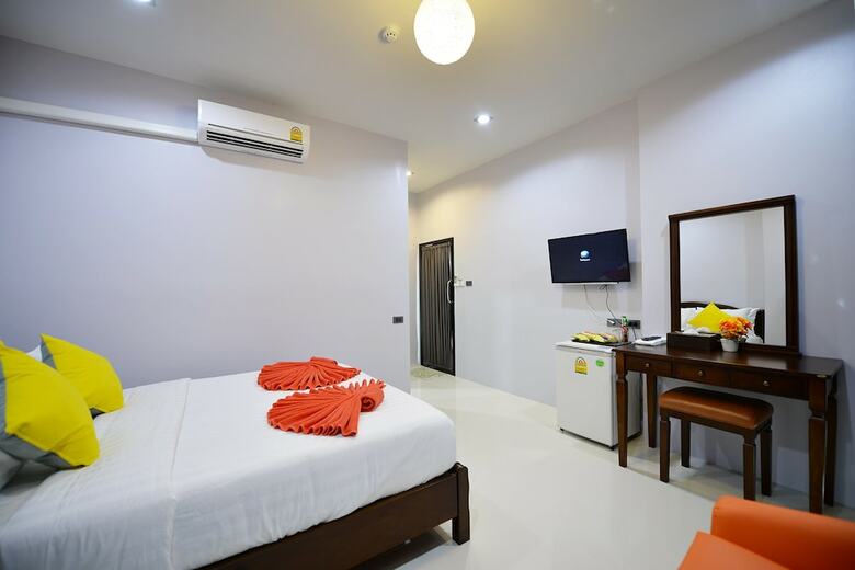 Hotel The Lucky Beach Ao Nang